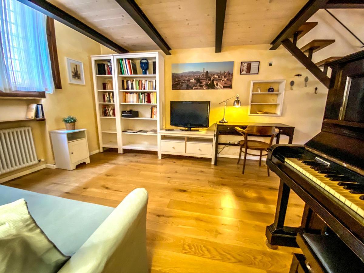 Apartamento The Pianist S House In The Heart Of Bolonia Exterior foto