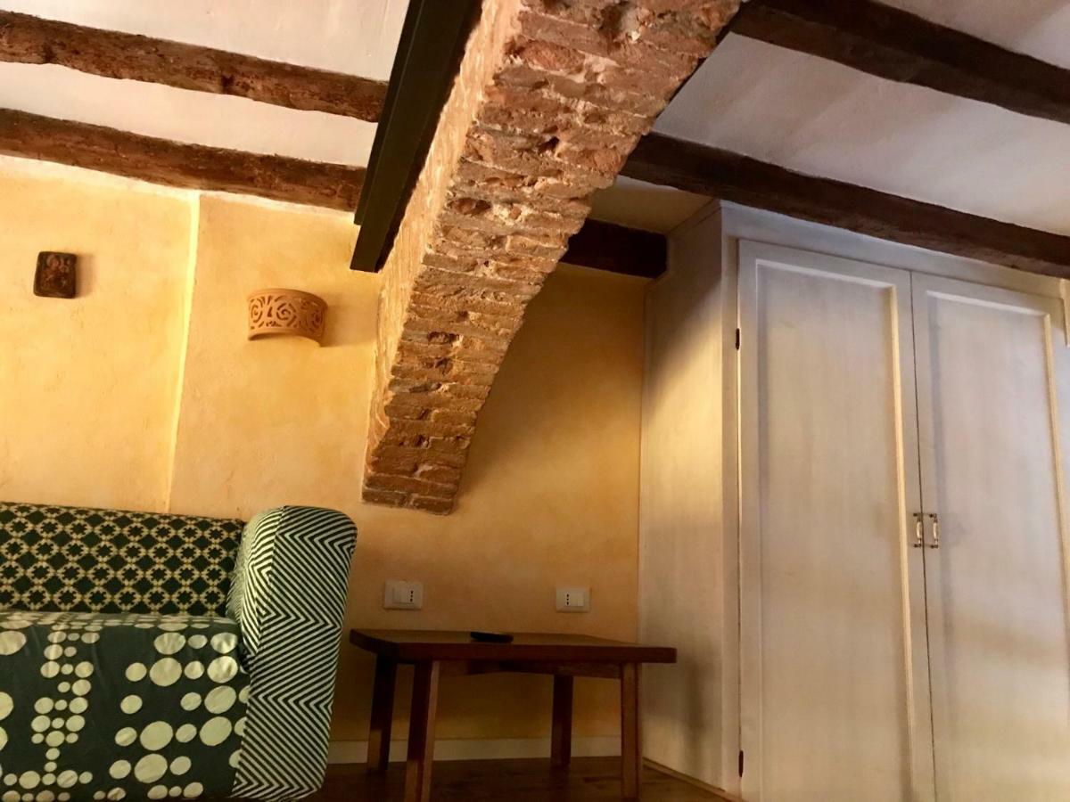 Apartamento The Pianist S House In The Heart Of Bolonia Exterior foto